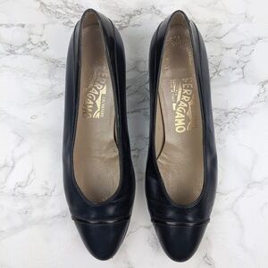 Salvatore Ferragamo Navy Kitten Heels - size 7.5